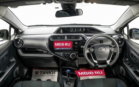 Toyota Aqua I, 2019 год, 1 300 000 рублей, 8 фотография