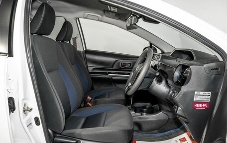 Toyota Aqua I, 2019 год, 1 300 000 рублей, 5 фотография