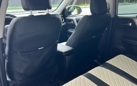 Toyota RAV4, 2017 год, 2 450 000 рублей, 4 фотография