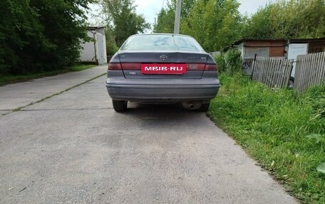Toyota Camry, 1996 год, 400 000 рублей, 4 фотография