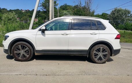 Volkswagen Tiguan II, 2017 год, 2 200 000 рублей, 11 фотография