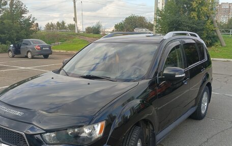 Mitsubishi Outlander III рестайлинг 3, 2010 год, 1 450 000 рублей, 2 фотография