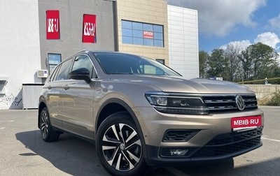 Volkswagen Tiguan II, 2019 год, 2 995 000 рублей, 1 фотография