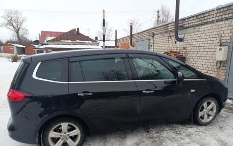 Opel Zafira C рестайлинг, 2013 год, 1 300 000 рублей, 4 фотография