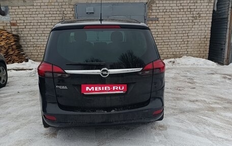 Opel Zafira C рестайлинг, 2013 год, 1 300 000 рублей, 3 фотография