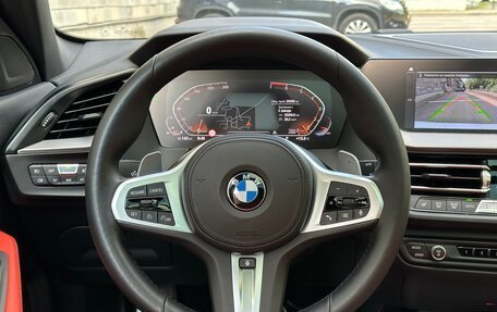BMW 1 серия, 2021 год, 3 175 000 рублей, 15 фотография