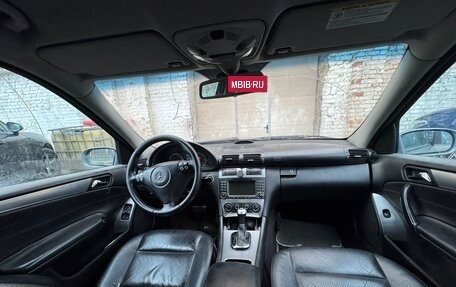 Mercedes-Benz C-Класс, 2005 год, 540 000 рублей, 7 фотография
