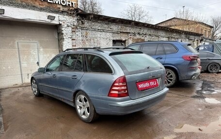 Mercedes-Benz C-Класс, 2005 год, 540 000 рублей, 4 фотография