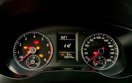 Volkswagen Jetta VI, 2014 год, 999 000 рублей, 13 фотография