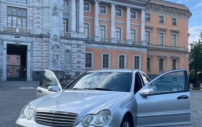 Mercedes-Benz C-Класс, 2004 год, 1 200 000 рублей, 1 фотография