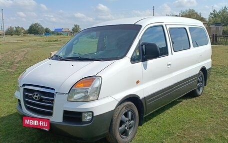 Hyundai Starex I рестайлинг, 2007 год, 900 000 рублей, 2 фотография
