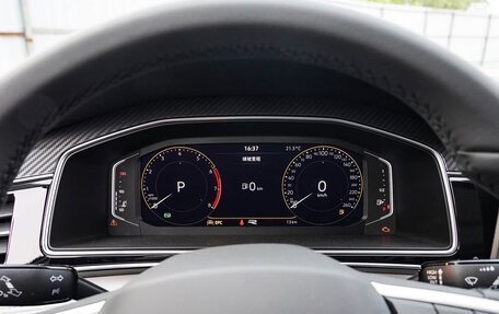 Volkswagen Tiguan II, 2024 год, 3 242 342 рублей, 9 фотография