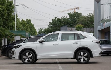 Volkswagen Tiguan, 2025 год, 3 649 303 рублей, 6 фотография