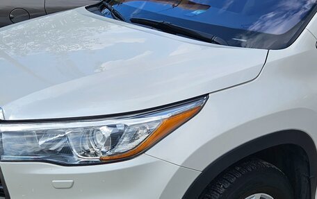Toyota Highlander III, 2014 год, 2 600 000 рублей, 15 фотография