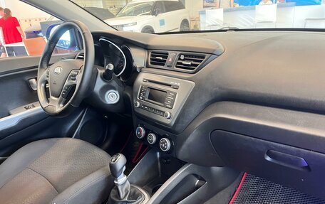 KIA Rio III рестайлинг, 2015 год, 995 000 рублей, 12 фотография