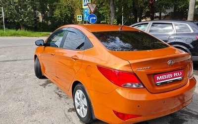 Hyundai Solaris II рестайлинг, 2015 год, 800 000 рублей, 1 фотография