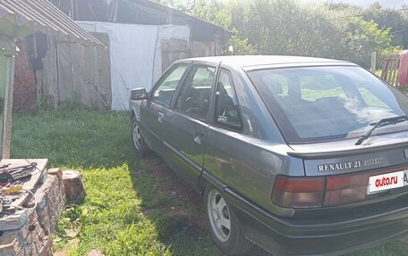 Renault 21, 1992 год, 100 000 рублей, 4 фотография