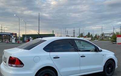 Volkswagen Polo VI (EU Market), 2015 год, 750 000 рублей, 1 фотография