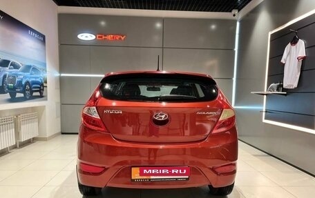 Hyundai Solaris II рестайлинг, 2013 год, 891 000 рублей, 6 фотография