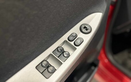 Hyundai Solaris II рестайлинг, 2013 год, 891 000 рублей, 18 фотография