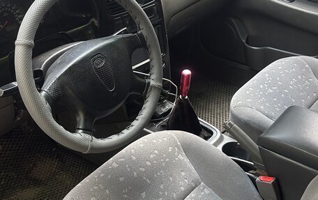 KIA Shuma II, 2003 год, 290 000 рублей, 11 фотография