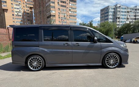 Honda Stepwgn IV, 2018 год, 2 600 000 рублей, 3 фотография