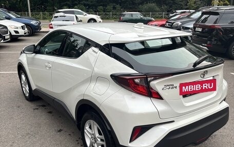 Toyota C-HR I рестайлинг, 2020 год, 2 700 000 рублей, 5 фотография