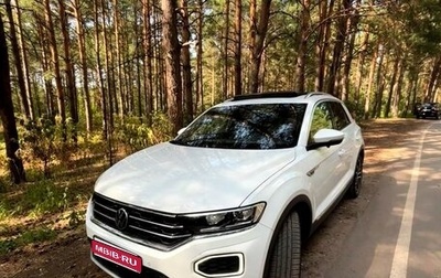 Volkswagen T-Roc I, 2021 год, 2 420 000 рублей, 1 фотография