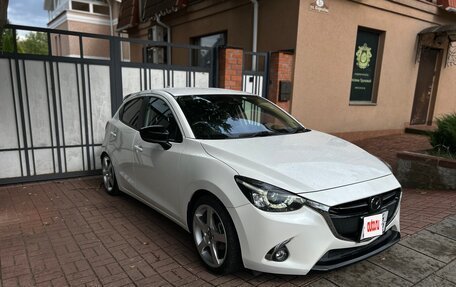 Mazda Demio IV, 2017 год, 1 270 000 рублей, 6 фотография