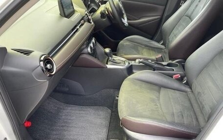 Mazda Demio IV, 2017 год, 1 270 000 рублей, 26 фотография