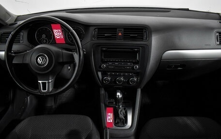 Volkswagen Jetta VI, 2013 год, 809 000 рублей, 13 фотография