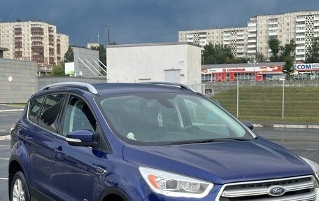 Ford Kuga III, 2017 год, 1 800 000 рублей, 2 фотография