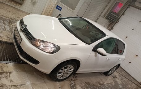 Volkswagen Golf VI, 2010 год, 670 000 рублей, 3 фотография