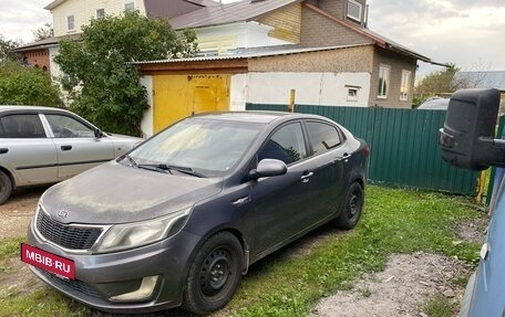 KIA Rio III рестайлинг, 2013 год, 700 000 рублей, 2 фотография