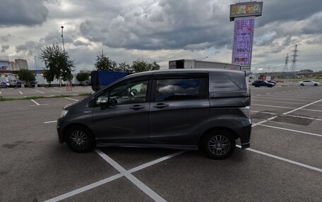 Honda Freed I, 2012 год, 1 200 000 рублей, 10 фотография