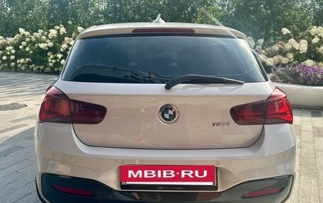 BMW 1 серия, 2018 год, 2 300 000 рублей, 2 фотография