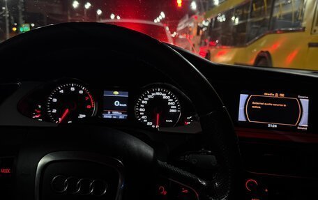 Audi A4, 2010 год, 999 000 рублей, 10 фотография