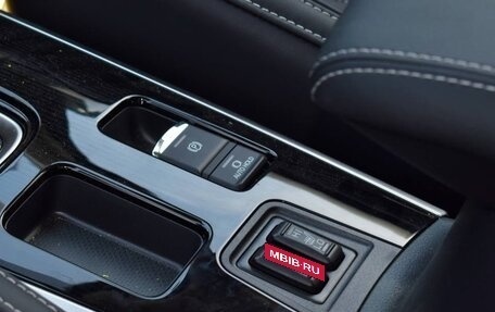 Mitsubishi Outlander III рестайлинг 3, 2022 год, 2 550 000 рублей, 16 фотография