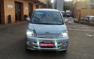 Toyota Noah III, 2002 год, 1 050 000 рублей, 1 фотография