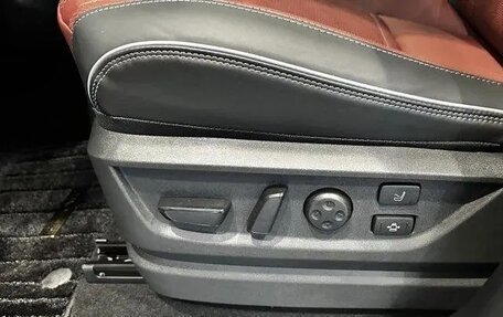 Infiniti QX80, 2025 год, 11 500 000 рублей, 10 фотография