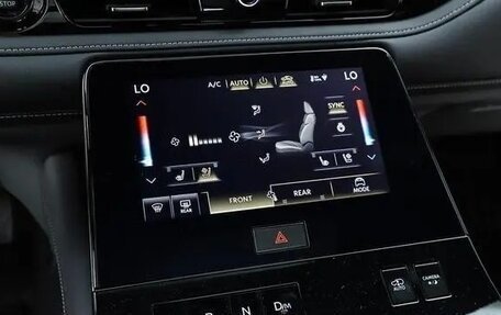 Infiniti QX80, 2025 год, 11 500 000 рублей, 27 фотография