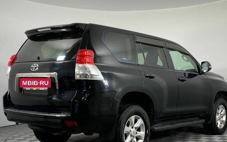 Toyota Land Cruiser Prado 150 рестайлинг 2, 2011 год, 2 170 000 рублей, 5 фотография