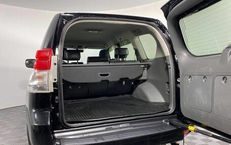 Toyota Land Cruiser Prado 150 рестайлинг 2, 2011 год, 2 170 000 рублей, 17 фотография