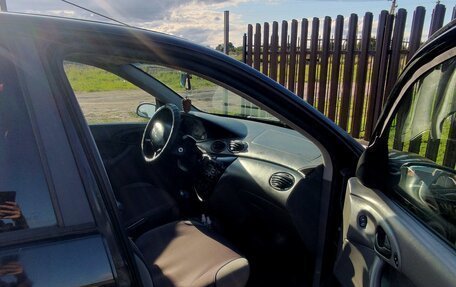 Ford Focus IV, 2001 год, 233 000 рублей, 8 фотография