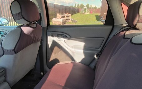 Ford Focus IV, 2001 год, 233 000 рублей, 12 фотография