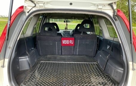 Honda Stream I рестайлинг, 2002 год, 600 000 рублей, 12 фотография