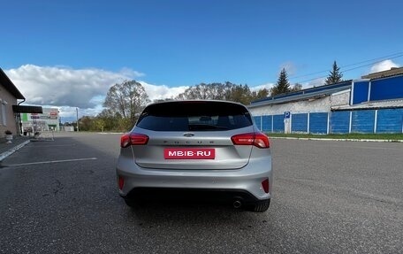 Ford Focus IV, 2018 год, 1 390 000 рублей, 10 фотография