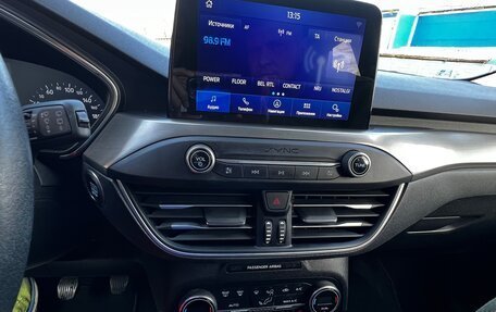 Ford Focus IV, 2018 год, 1 390 000 рублей, 21 фотография