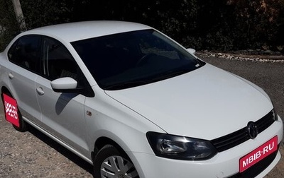 Volkswagen Polo VI (EU Market), 2014 год, 900 000 рублей, 1 фотография