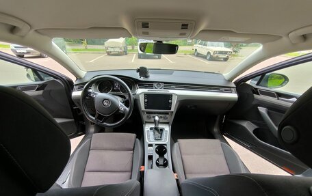 Volkswagen Passat B8 рестайлинг, 2019 год, 1 450 000 рублей, 10 фотография